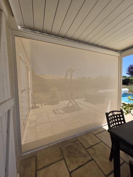 store latéral ZIP pour pergola en aluminium sur mesure Toulouse 31